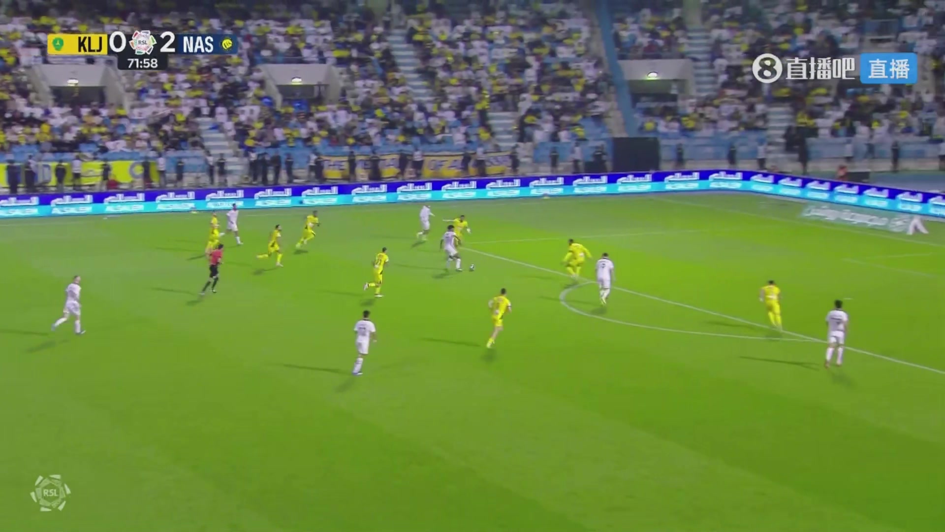 U23國足半場連遭暴力犯規(guī) 主裁唐順齊兩次爭議未出牌