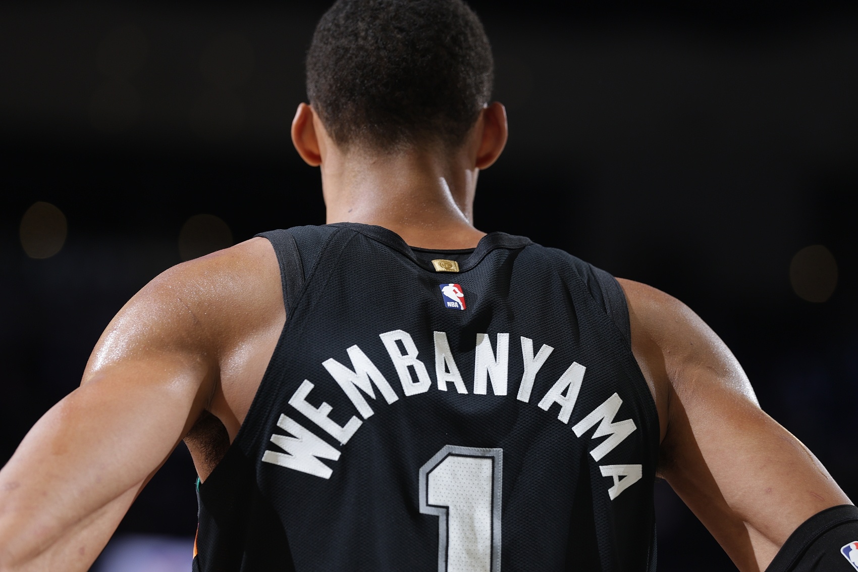 皮爾斯評(píng)文班亞馬 兌現(xiàn)天賦配得上贊譽(yù)