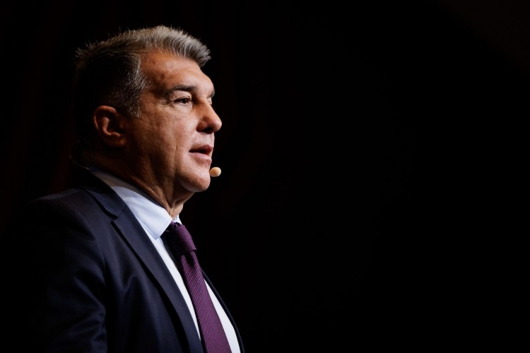 哈維炮轟拉波爾塔 梅西回歸失敗源于權(quán)力恐懼