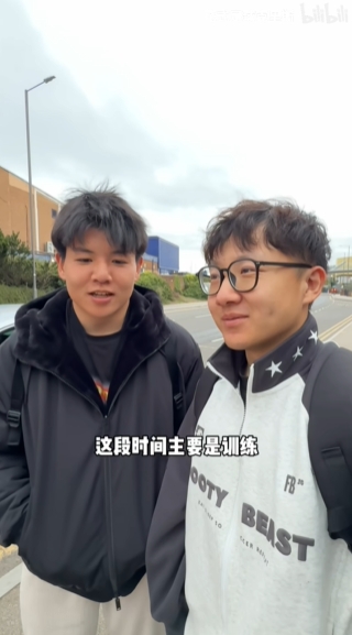 徐彬隨巴恩斯利一隊訓(xùn)練 英甲賽季僅余四輪