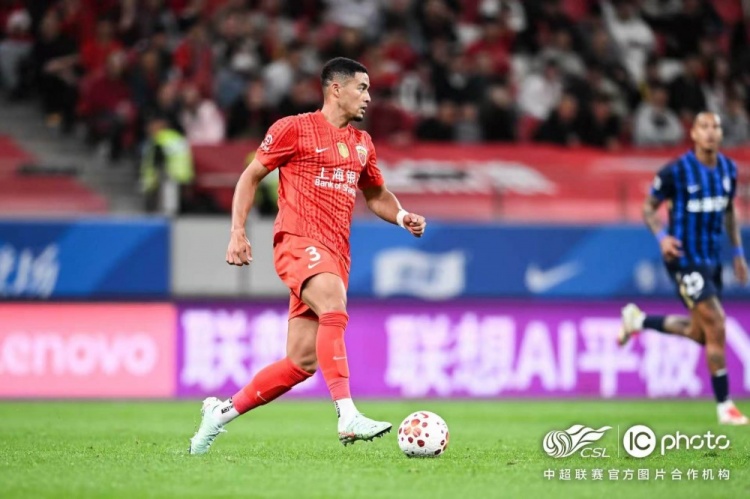 海港主場(chǎng)4-0完勝三鎮(zhèn)，安佩姆首球+劉祝潤(rùn)傳射