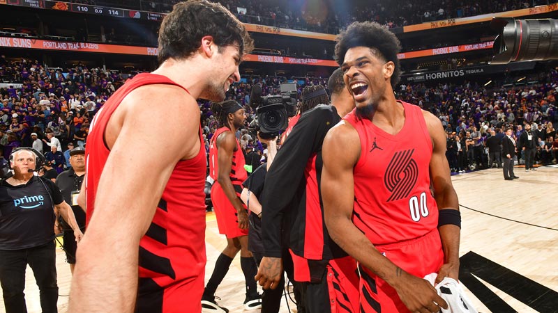 [CCTV全場(chǎng)集錦]??開(kāi)拓者險(xiǎn)勝太陽(yáng) 阿夫迪亞41+7+12 杰倫·格林35分 布克22分