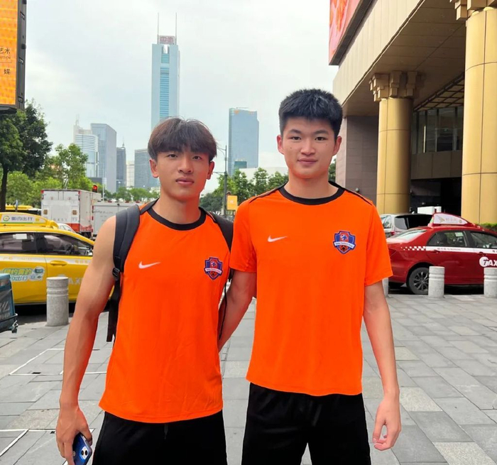 17歲魏祥鑫跳級入選U22國足：越早留洋越好，歐塞爾試訓最直觀感觸