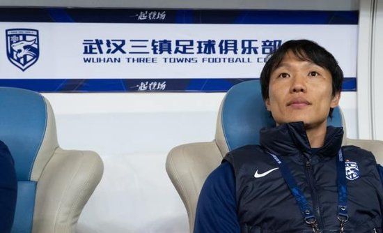 三鎮(zhèn)變陣首勝：鄧涵文造兩球，紹爾前腰激活攻擊群